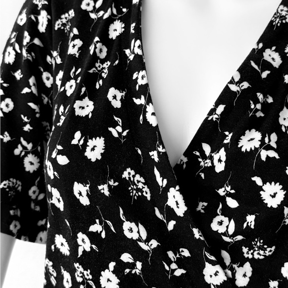 Ann Taylor Black and White Floral Dress - Picture 8 of 9